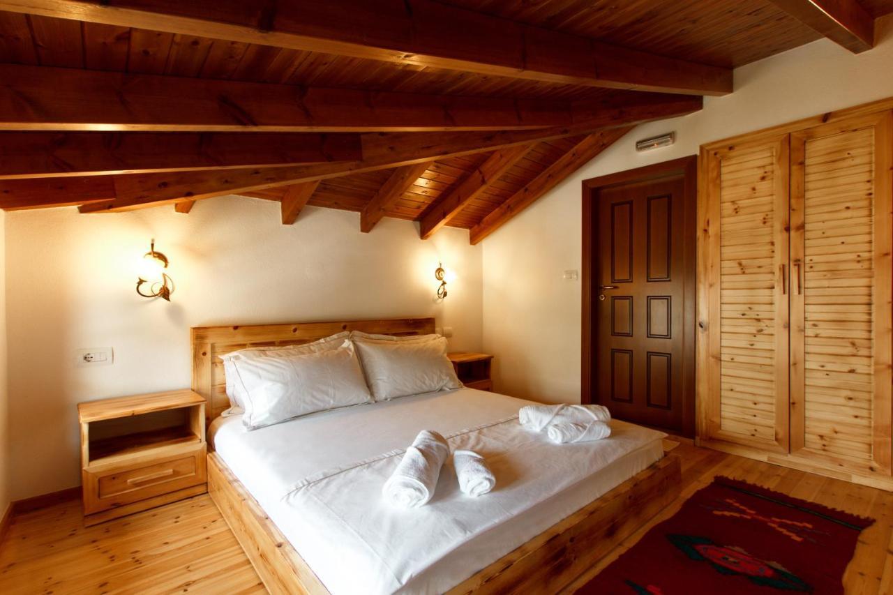 Hotel Sarajet 1821 Gjirokastër Екстериор снимка