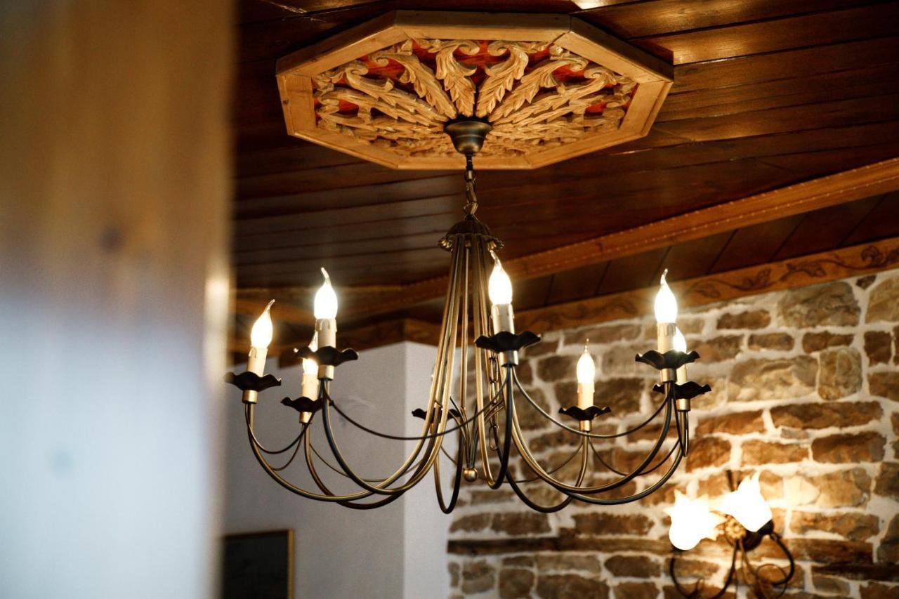 Hotel Sarajet 1821 Gjirokastër Екстериор снимка