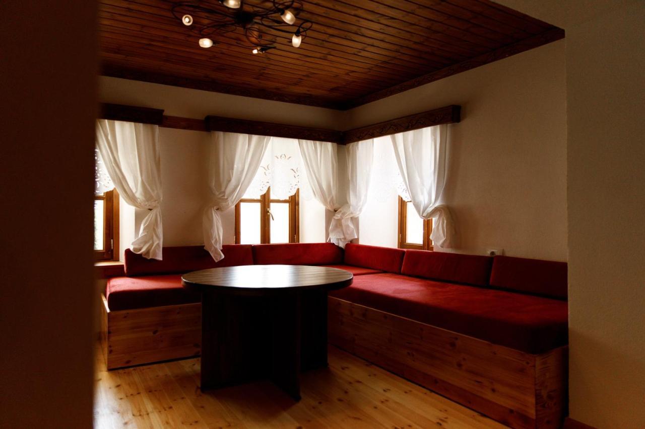 Hotel Sarajet 1821 Gjirokastër Екстериор снимка