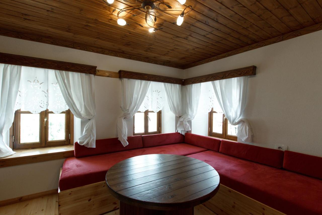 Hotel Sarajet 1821 Gjirokastër Екстериор снимка