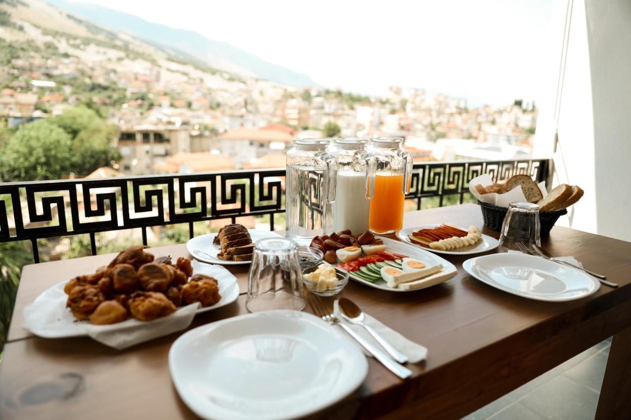 Hotel Sarajet 1821 Gjirokastër Екстериор снимка