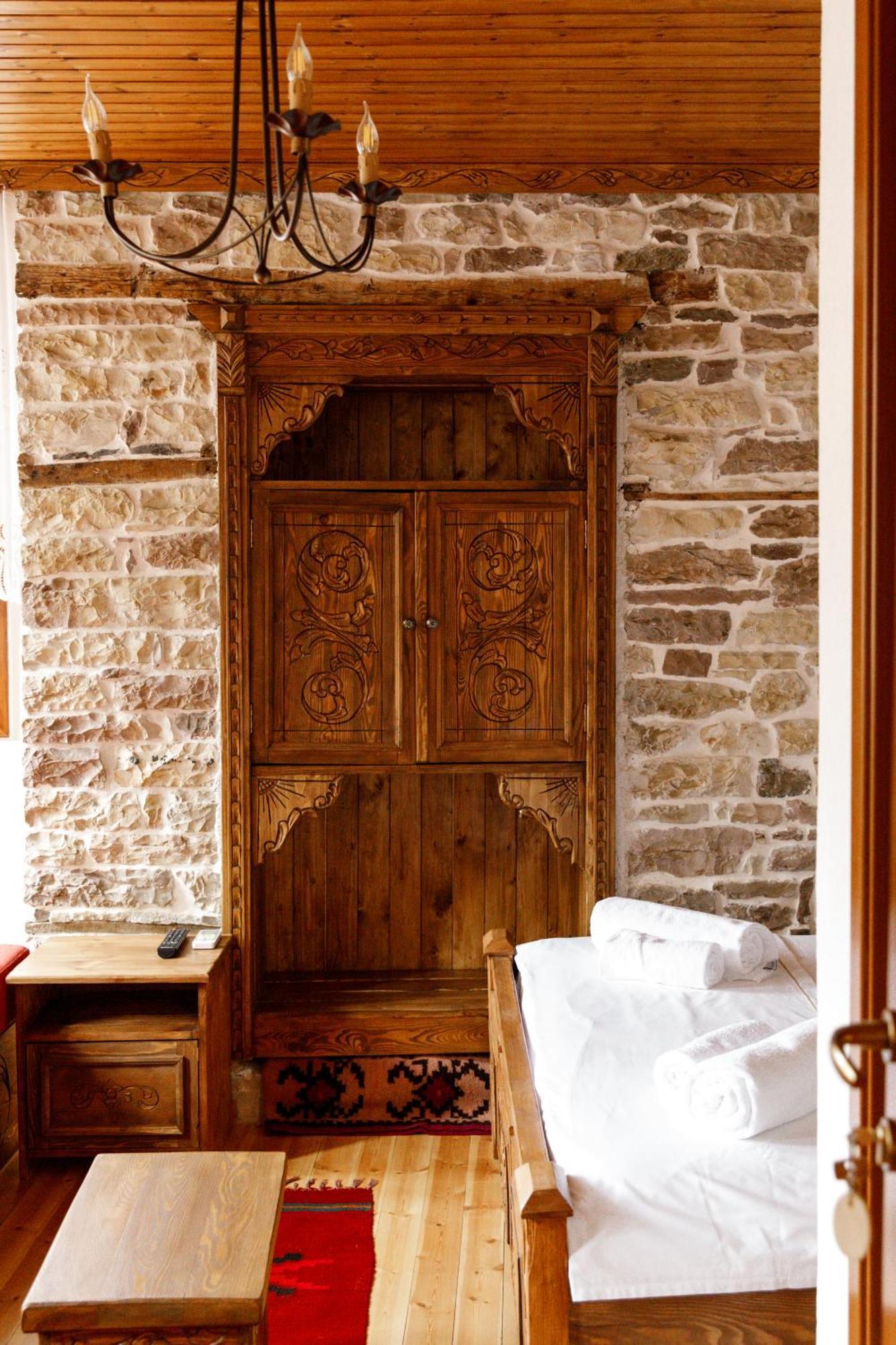 Hotel Sarajet 1821 Gjirokastër Екстериор снимка
